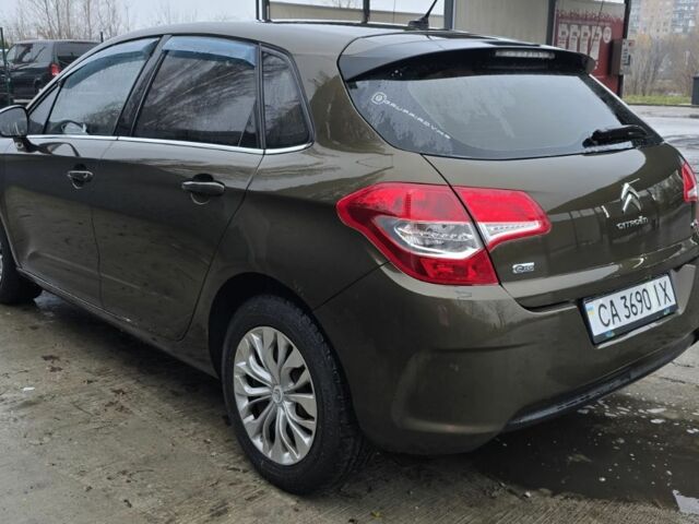 Коричневий Сітроен С4, об'ємом двигуна 1.6 л та пробігом 203 тис. км за 7800 $, фото 4 на Automoto.ua
