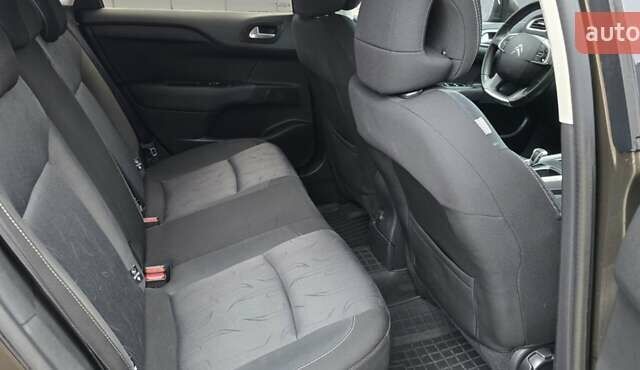 Коричневий Сітроен С4, об'ємом двигуна 1.6 л та пробігом 203 тис. км за 7800 $, фото 6 на Automoto.ua