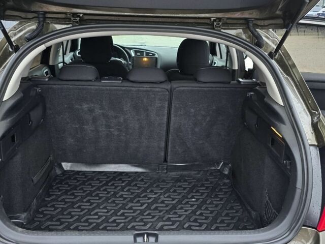 Коричневий Сітроен С4, об'ємом двигуна 1.6 л та пробігом 203 тис. км за 7800 $, фото 6 на Automoto.ua