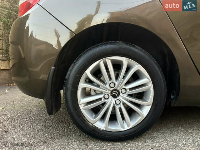 Коричневий Сітроен С4, об'ємом двигуна 1.6 л та пробігом 287 тис. км за 6500 $, фото 16 на Automoto.ua