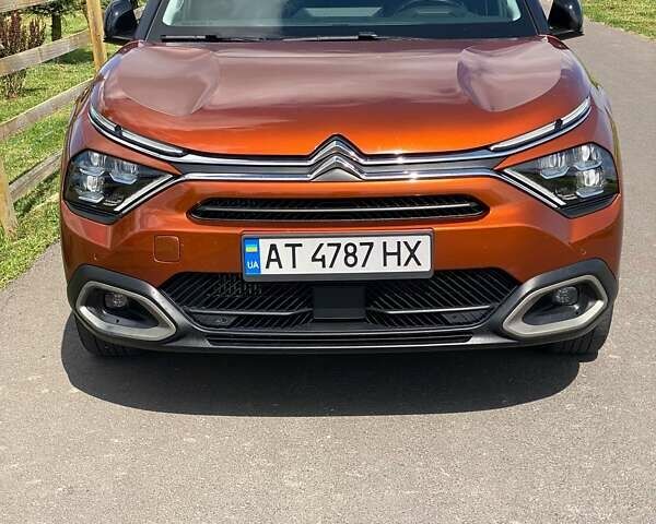 Ситроен С4 2021 в Ивано-Франковске на Automoto.ua Коричневый Ситроен С4, объемом двигателя 1.2 л и пробегом 74 тыс. км за 19950 $, фото 1 на Automoto.ua