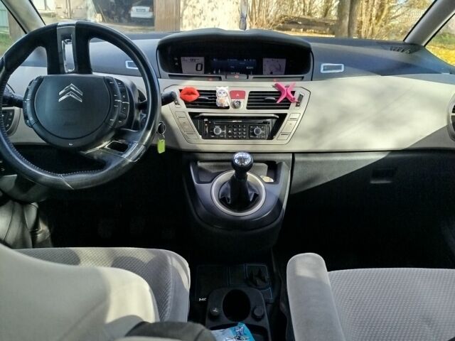 Коричневый Ситроен С4, объемом двигателя 1.6 л и пробегом 236 тыс. км за 6500 $, фото 4 на Automoto.ua