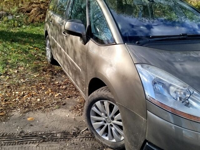 Коричневый Ситроен С4, объемом двигателя 1.6 л и пробегом 236 тыс. км за 6500 $, фото 2 на Automoto.ua