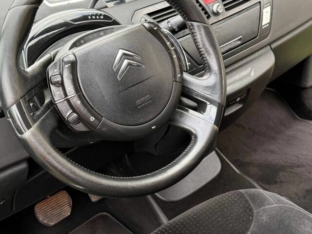 Коричневый Ситроен С4, объемом двигателя 1.6 л и пробегом 330 тыс. км за 5100 $, фото 15 на Automoto.ua