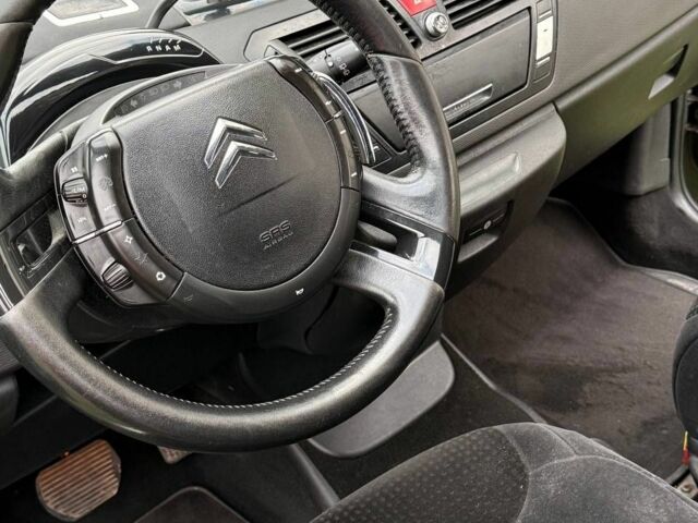 Коричневый Ситроен С4, объемом двигателя 1.6 л и пробегом 330 тыс. км за 5100 $, фото 9 на Automoto.ua