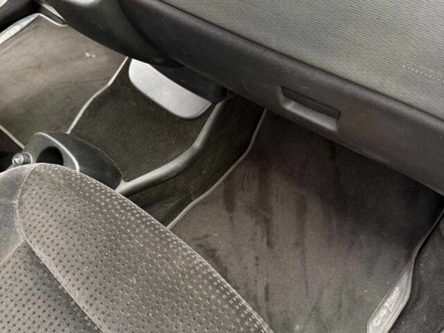 Коричневый Ситроен С4, объемом двигателя 1.6 л и пробегом 330 тыс. км за 5100 $, фото 23 на Automoto.ua