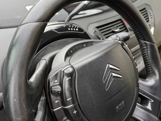 Коричневый Ситроен С4, объемом двигателя 1.6 л и пробегом 330 тыс. км за 5100 $, фото 19 на Automoto.ua