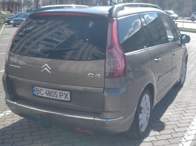 Коричневий Сітроен С4, об'ємом двигуна 1.6 л та пробігом 309 тис. км за 5600 $, фото 2 на Automoto.ua