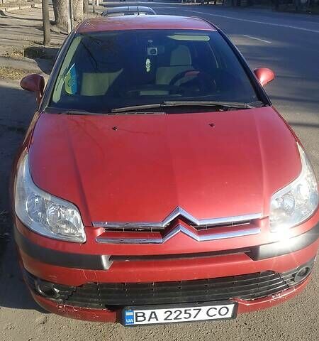 Красный Ситроен С4, объемом двигателя 1.6 л и пробегом 190 тыс. км за 2000 $, фото 13 на Automoto.ua