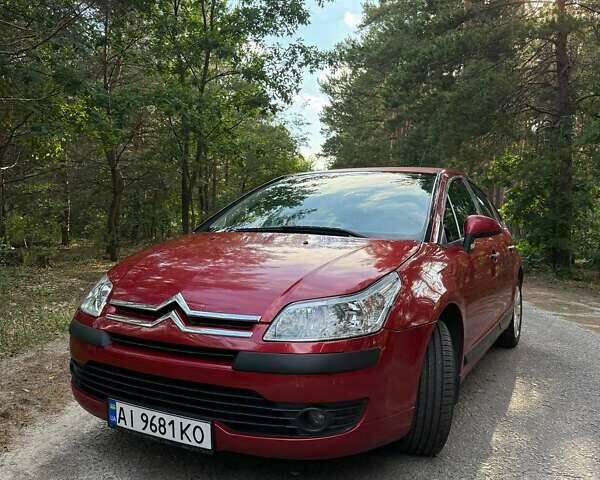 Красный Ситроен С4, объемом двигателя 1.6 л и пробегом 181 тыс. км за 5200 $, фото 1 на Automoto.ua