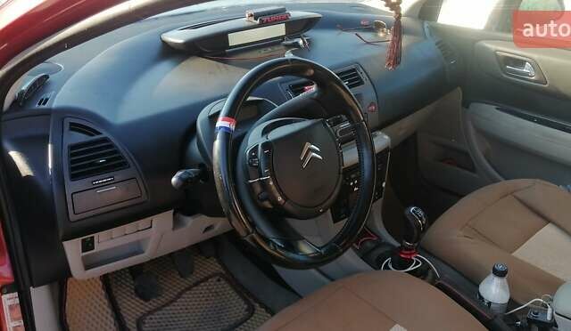 Червоний Сітроен С4, об'ємом двигуна 1.6 л та пробігом 121 тис. км за 4100 $, фото 3 на Automoto.ua