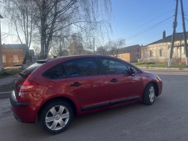 Красный Ситроен С4, объемом двигателя 1.6 л и пробегом 157 тыс. км за 4950 $, фото 2 на Automoto.ua