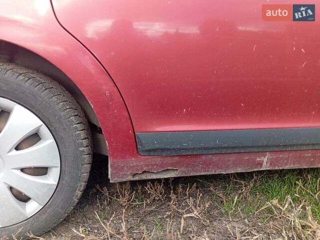 Красный Ситроен С4, объемом двигателя 1.6 л и пробегом 180 тыс. км за 3000 $, фото 2 на Automoto.ua