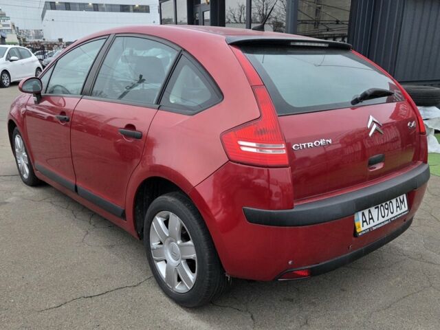 Красный Ситроен С4, объемом двигателя 1.6 л и пробегом 180 тыс. км за 4999 $, фото 3 на Automoto.ua