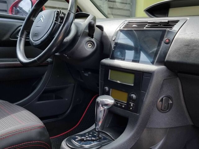 Красный Ситроен С4, объемом двигателя 1.6 л и пробегом 247 тыс. км за 5900 $, фото 15 на Automoto.ua