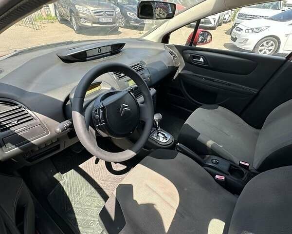 Красный Ситроен С4, объемом двигателя 1.6 л и пробегом 180 тыс. км за 4999 $, фото 4 на Automoto.ua