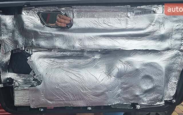 Ситроен С4 2006 в Киеве на Automoto.ua Красный Ситроен С4, объемом двигателя 1.6 л и пробегом 248 тыс. км за 5300 $, фото 36 на Automoto.ua