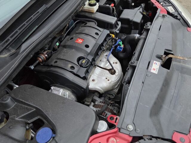 Красный Ситроен С4, объемом двигателя 1.6 л и пробегом 180 тыс. км за 4999 $, фото 6 на Automoto.ua