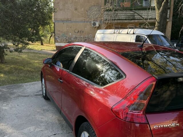 Красный Ситроен С4, объемом двигателя 1.6 л и пробегом 50 тыс. км за 5000 $, фото 2 на Automoto.ua