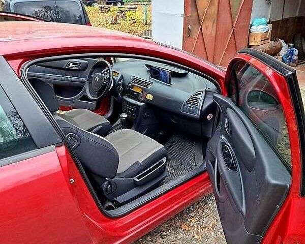 Красный Ситроен С4, объемом двигателя 1.6 л и пробегом 189 тыс. км за 4300 $, фото 4 на Automoto.ua