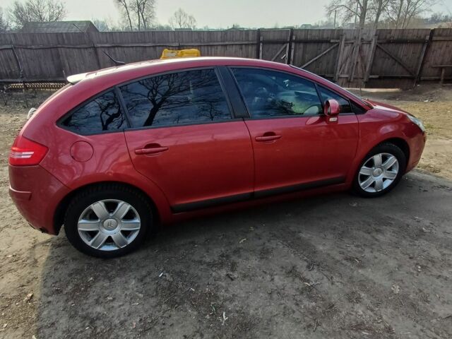 Червоний Сітроен С4, об'ємом двигуна 1.6 л та пробігом 160 тис. км за 4400 $, фото 1 на Automoto.ua