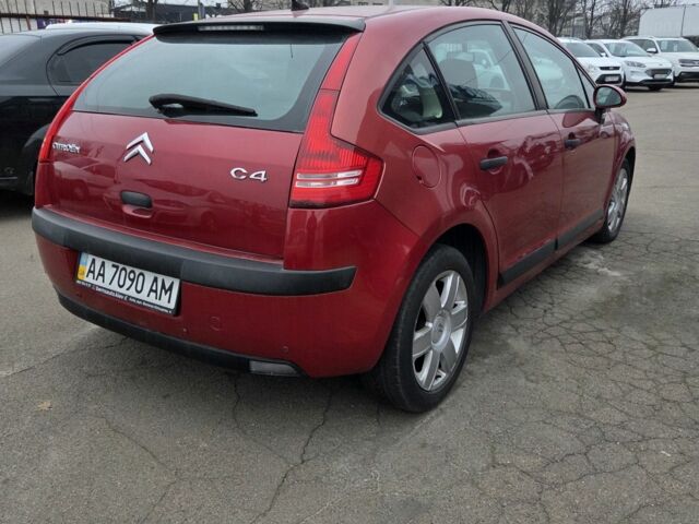 Красный Ситроен С4, объемом двигателя 1.6 л и пробегом 180 тыс. км за 4999 $, фото 2 на Automoto.ua