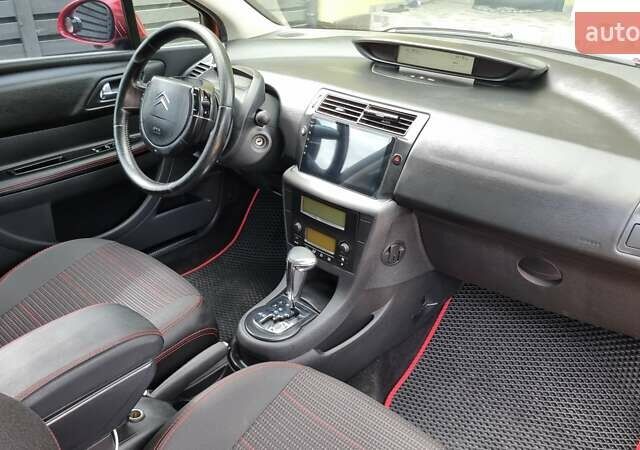 Красный Ситроен С4, объемом двигателя 1.6 л и пробегом 274 тыс. км за 5900 $, фото 19 на Automoto.ua