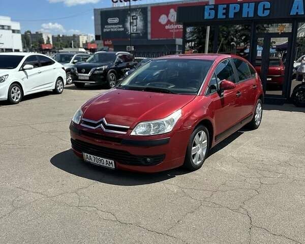 Красный Ситроен С4, объемом двигателя 1.6 л и пробегом 180 тыс. км за 4999 $, фото 7 на Automoto.ua