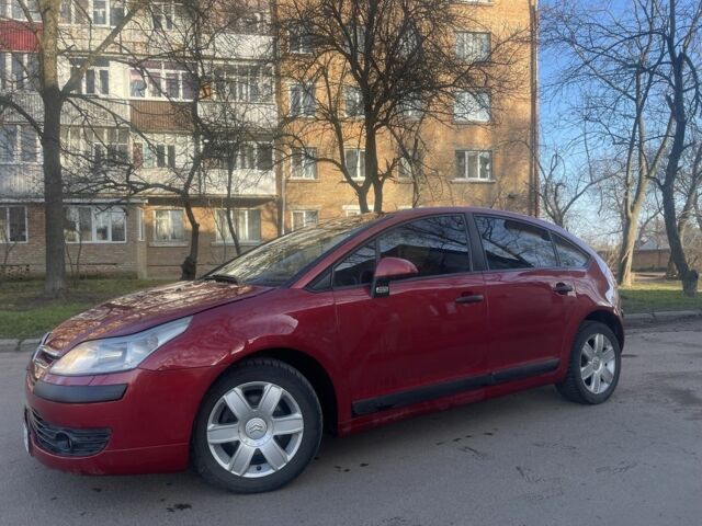 Красный Ситроен С4, объемом двигателя 1.6 л и пробегом 157 тыс. км за 4950 $, фото 3 на Automoto.ua
