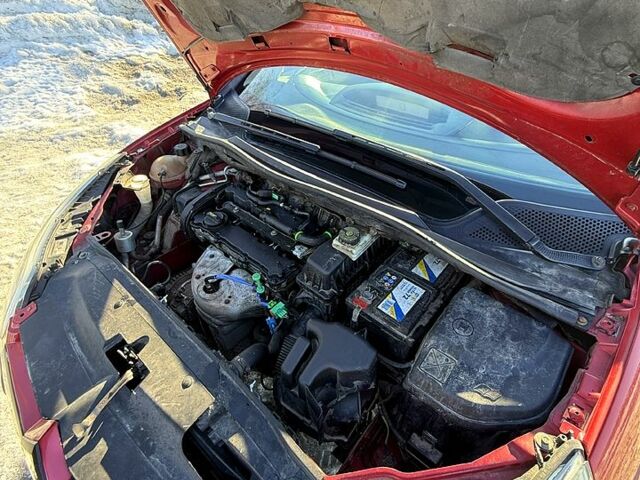 Червоний Сітроен С4, об'ємом двигуна 1.4 л та пробігом 188 тис. км за 2600 $, фото 12 на Automoto.ua