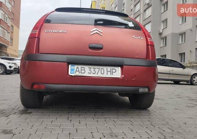 Червоний Сітроен С4, об'ємом двигуна 1.59 л та пробігом 190 тис. км за 3900 $, фото 9 на Automoto.ua