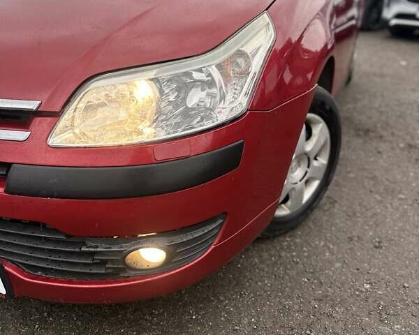 Красный Ситроен С4, объемом двигателя 1.36 л и пробегом 187 тыс. км за 2999 $, фото 7 на Automoto.ua