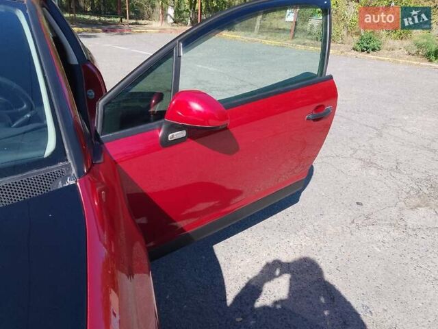 Червоний Сітроен С4, об'ємом двигуна 2 л та пробігом 194 тис. км за 4800 $, фото 31 на Automoto.ua