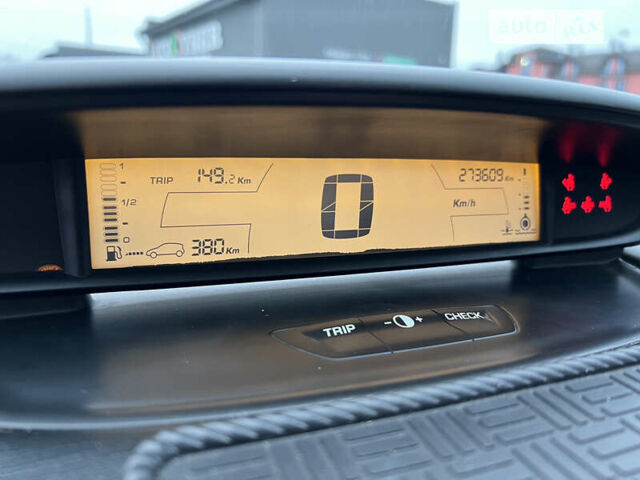 Червоний Сітроен С4, об'ємом двигуна 1.4 л та пробігом 278 тис. км за 4500 $, фото 23 на Automoto.ua