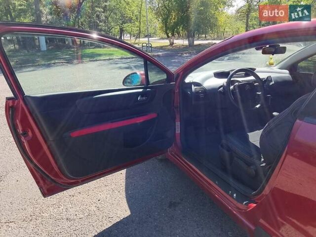 Червоний Сітроен С4, об'ємом двигуна 2 л та пробігом 194 тис. км за 4800 $, фото 4 на Automoto.ua