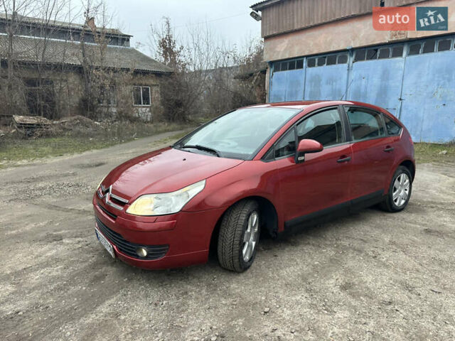 Красный Ситроен С4, объемом двигателя 1.59 л и пробегом 244 тыс. км за 5500 $, фото 27 на Automoto.ua