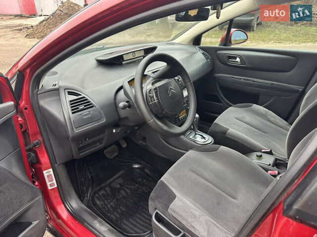 Красный Ситроен С4, объемом двигателя 1.59 л и пробегом 244 тыс. км за 5500 $, фото 29 на Automoto.ua