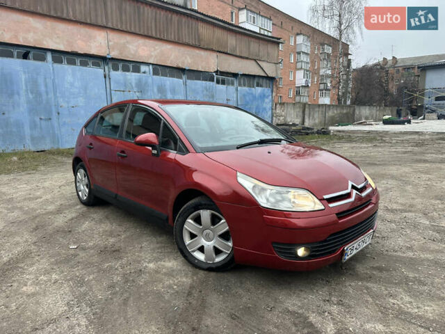 Красный Ситроен С4, объемом двигателя 1.59 л и пробегом 244 тыс. км за 5500 $, фото 3 на Automoto.ua