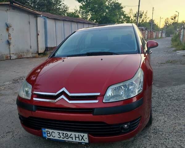 Красный Ситроен С4, объемом двигателя 1.4 л и пробегом 250 тыс. км за 3300 $, фото 27 на Automoto.ua