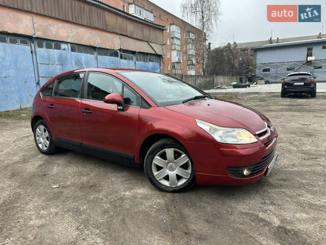 Красный Ситроен С4, объемом двигателя 1.59 л и пробегом 244 тыс. км за 5500 $, фото 5 на Automoto.ua