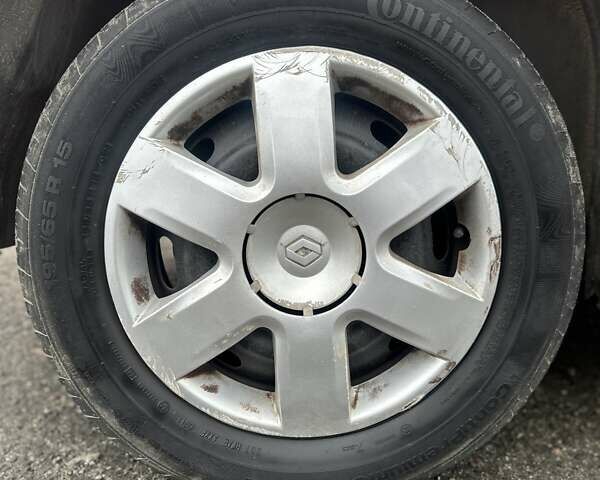 Красный Ситроен С4, объемом двигателя 1.36 л и пробегом 187 тыс. км за 2999 $, фото 12 на Automoto.ua