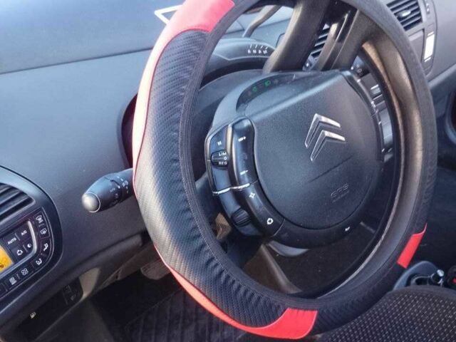 Червоний Сітроен С4, об'ємом двигуна 1.6 л та пробігом 270 тис. км за 5200 $, фото 1 на Automoto.ua