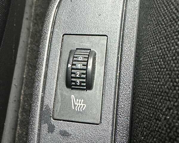 Красный Ситроен С4, объемом двигателя 1.36 л и пробегом 187 тыс. км за 2999 $, фото 28 на Automoto.ua