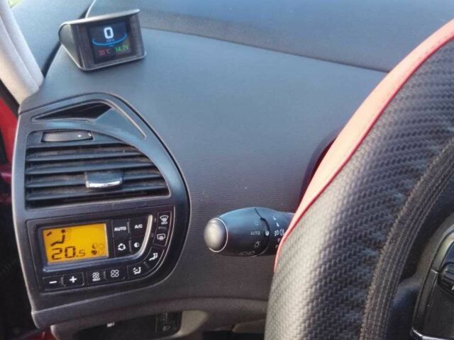 Червоний Сітроен С4, об'ємом двигуна 1.6 л та пробігом 270 тис. км за 5200 $, фото 3 на Automoto.ua