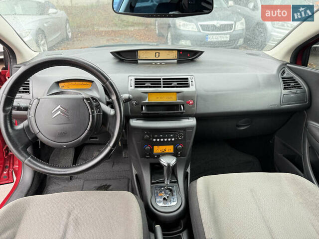 Красный Ситроен С4, объемом двигателя 1.59 л и пробегом 226 тыс. км за 4400 $, фото 13 на Automoto.ua