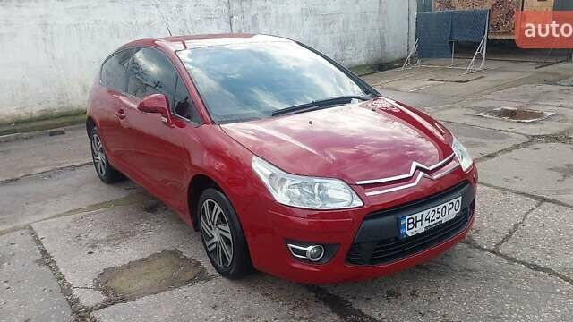 Красный Ситроен С4, объемом двигателя 1.56 л и пробегом 349 тыс. км за 5000 $, фото 12 на Automoto.ua