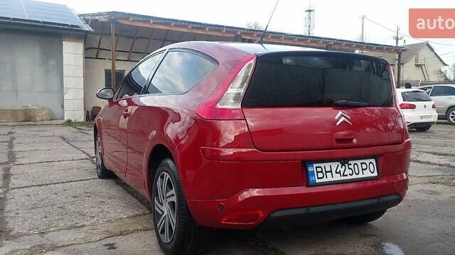 Красный Ситроен С4, объемом двигателя 1.56 л и пробегом 349 тыс. км за 5000 $, фото 2 на Automoto.ua