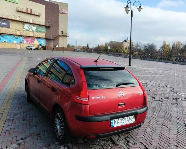 Красный Ситроен С4, объемом двигателя 1.6 л и пробегом 200 тыс. км за 3200 $, фото 2 на Automoto.ua