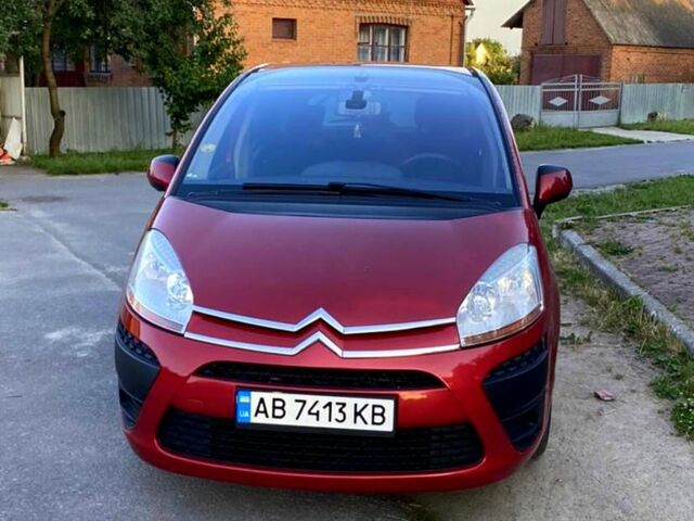 Красный Ситроен С4, объемом двигателя 1.6 л и пробегом 290 тыс. км за 5300 $, фото 2 на Automoto.ua