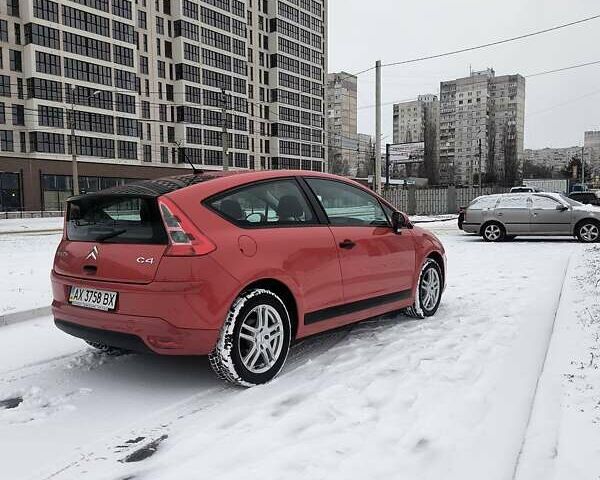 Красный Ситроен С4, объемом двигателя 1.59 л и пробегом 136 тыс. км за 3400 $, фото 2 на Automoto.ua